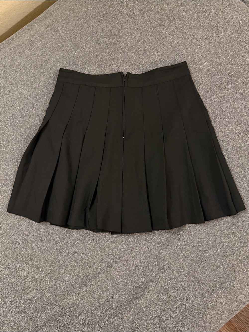 Love Tree Black Pleated Mini Skirt - Picture 4 of 5